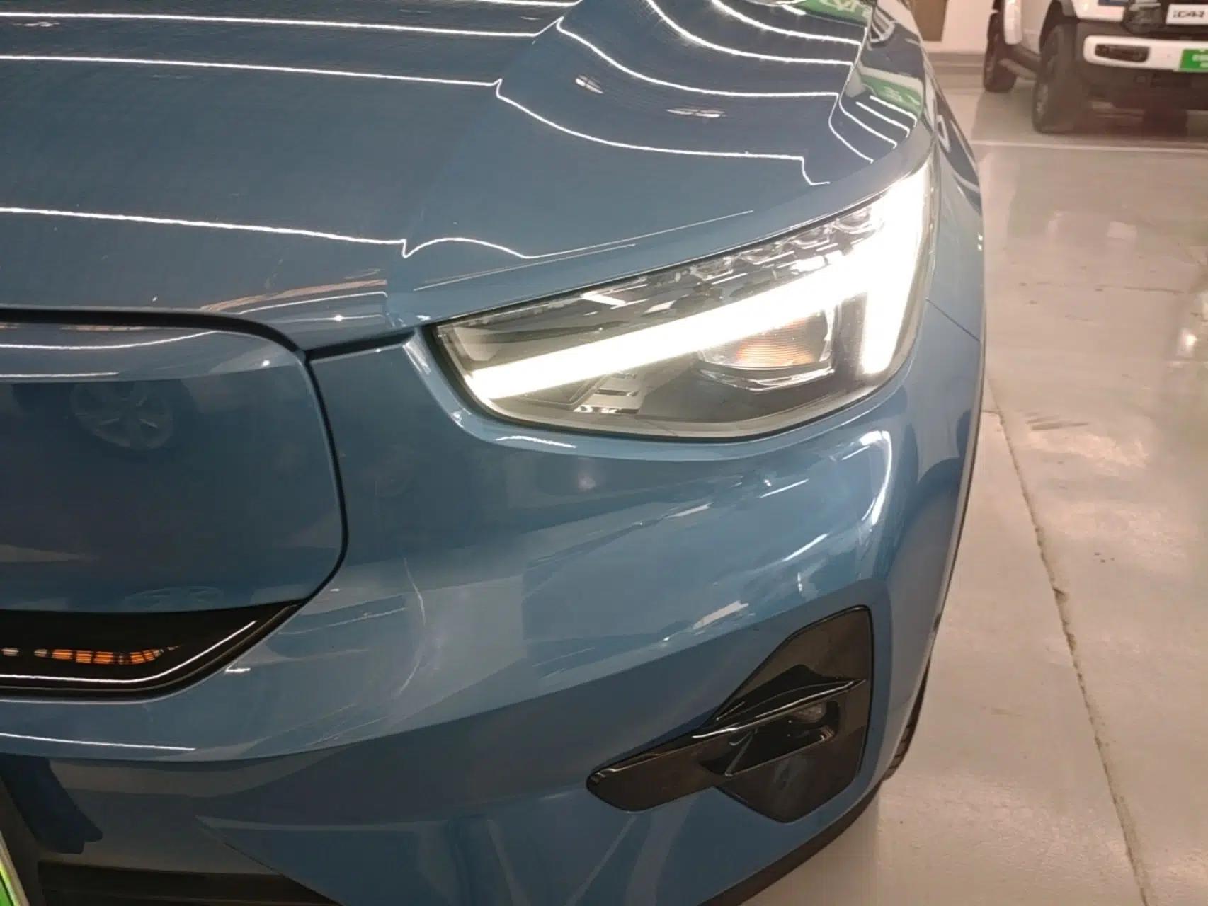 Volvo C40 2022 Long-Range PRO Version — миниатюра 9