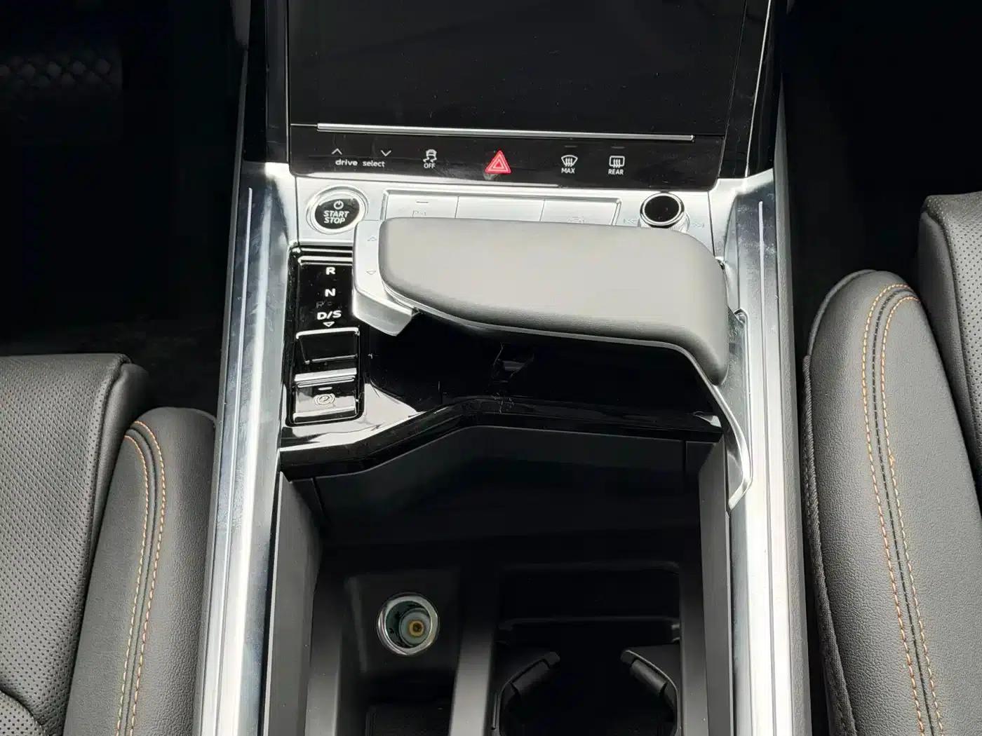 Audi e-tron 2021 50 quattro Luxury — миниатюра 18