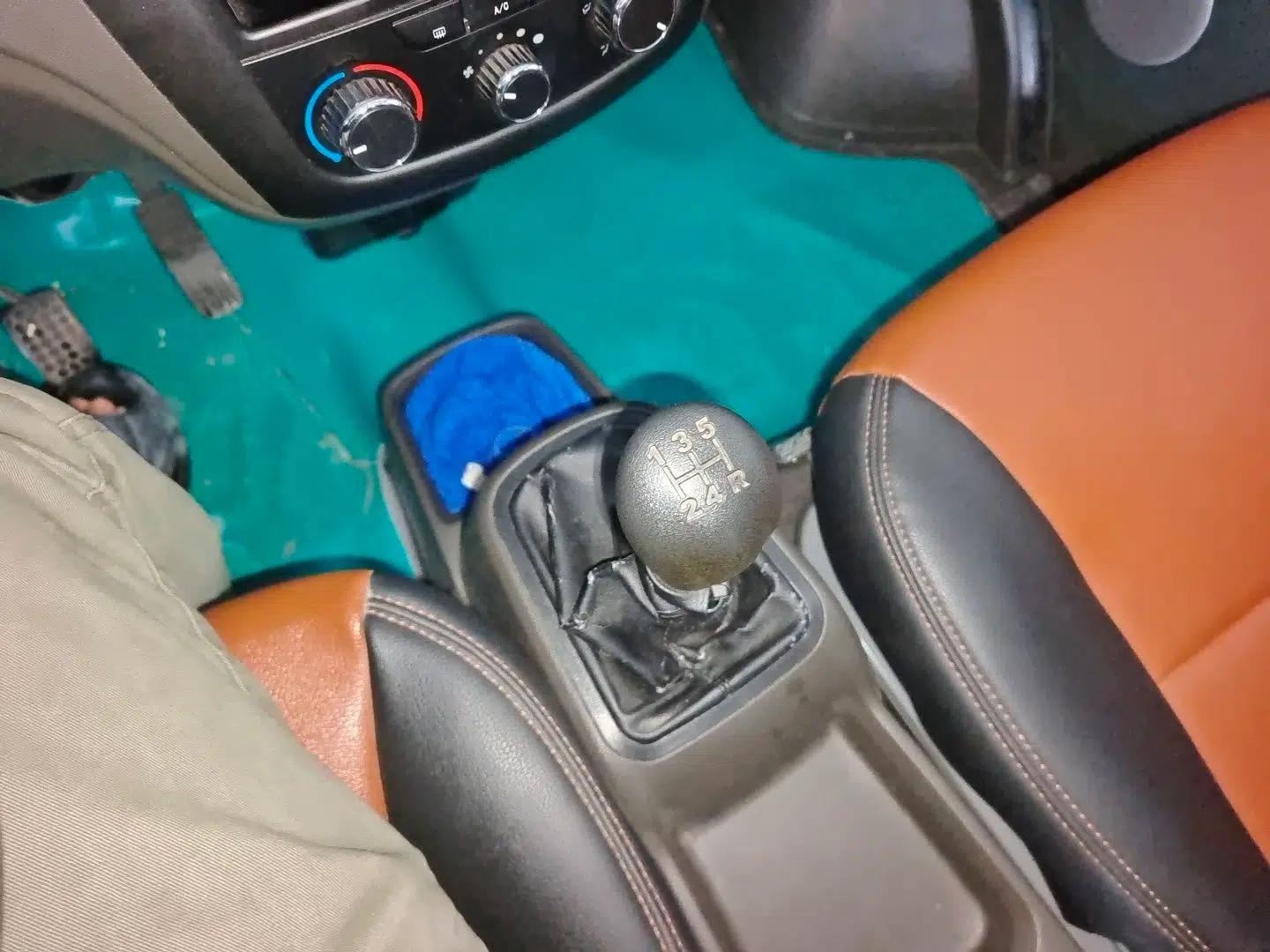 Wuling Rongguang S 2021 1.2L Base Model 7-Seater LSI — миниатюра 15