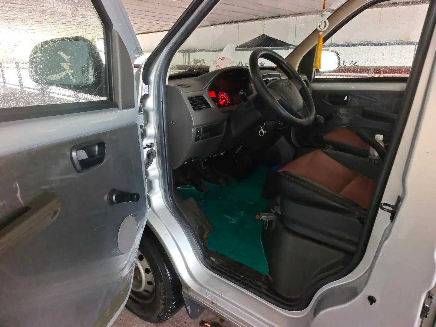 Wuling Rongguang S 2021 1.2L Base Model 7-Seater LSI — миниатюра 17