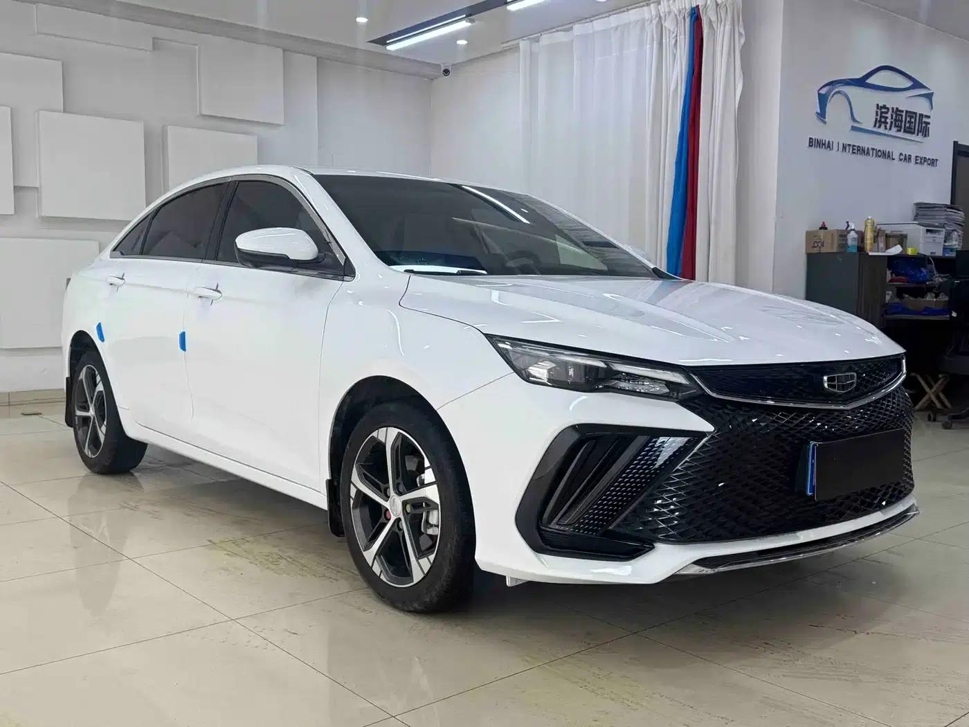 Geely Emgrand L 2022 1.4T CVT Flagship Edition — миниатюра 3