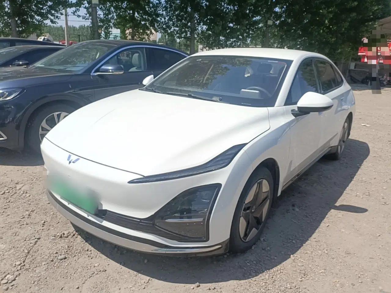 Wuling E5 2024 410 km Standard Version — миниатюра 1
