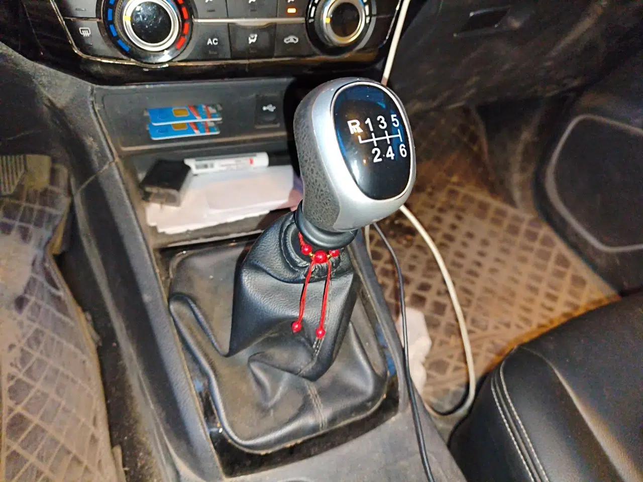 Isuzu D-MAX 2020 2.5T Two-Wheel Drive Manual Navigation Version China VI Standard Extended Length JE4D25Q6A — миниатюра 15