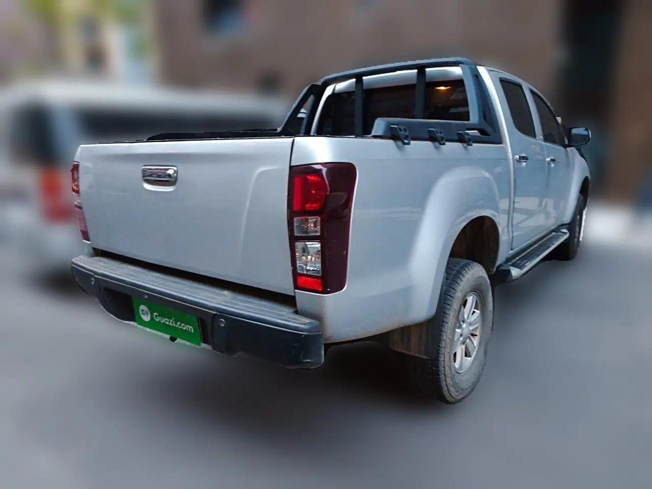 Isuzu D-MAX 2020 2.5T Two-Wheel Drive Manual Navigation Version China VI Standard Extended Length JE4D25Q6A — миниатюра 6