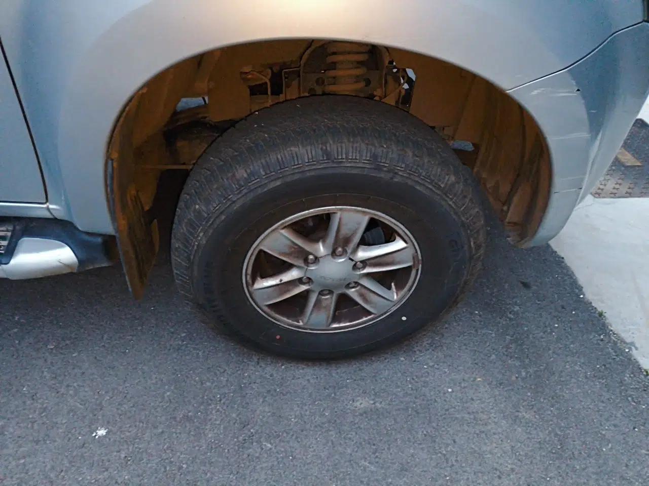 Isuzu D-MAX 2020 2.5T Two-Wheel Drive Manual Navigation Version China VI Standard Extended Length JE4D25Q6A — миниатюра 8
