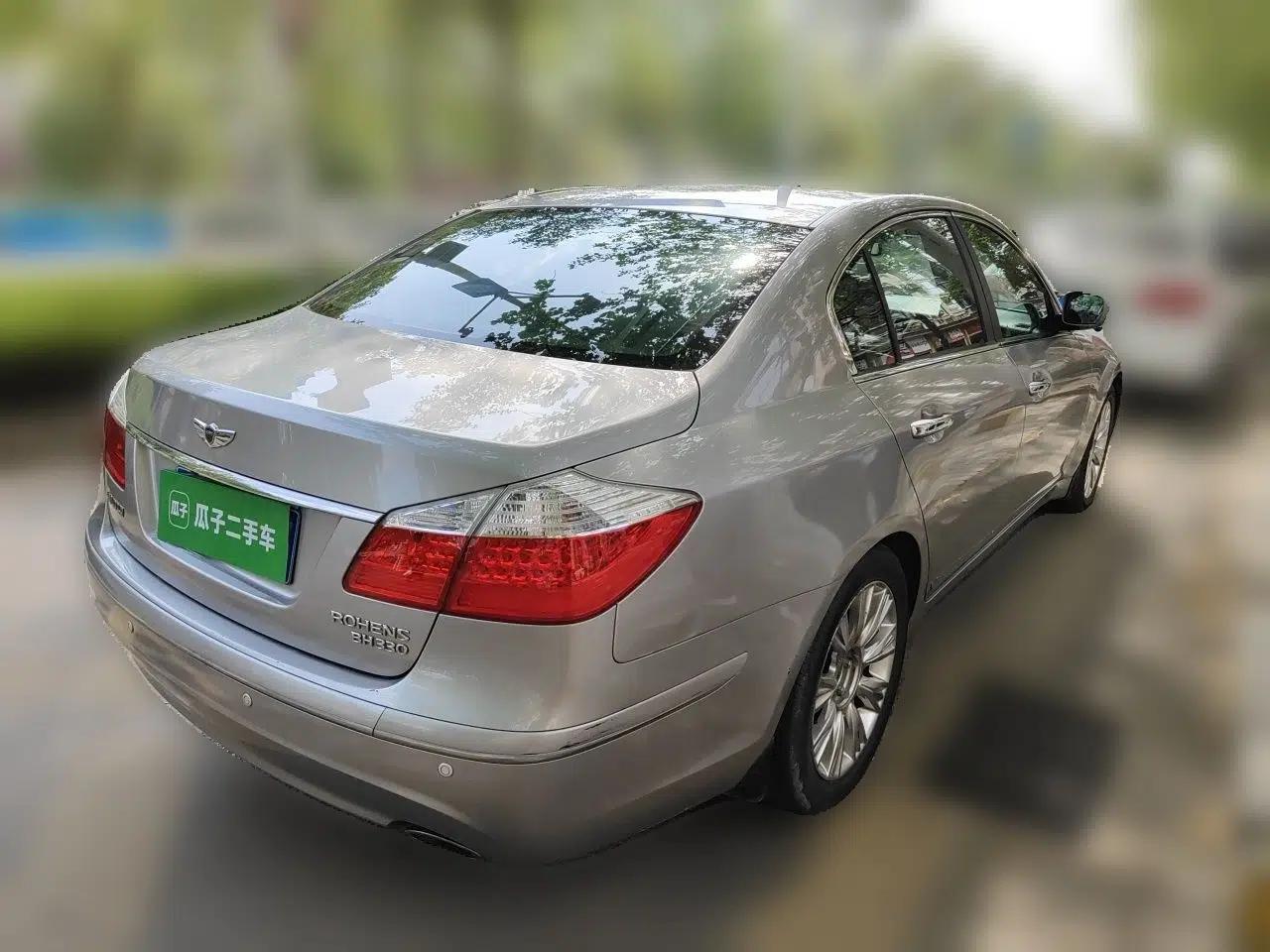 Hyundai Genesis 2008 BH330 Comfort Edition — миниатюра 6