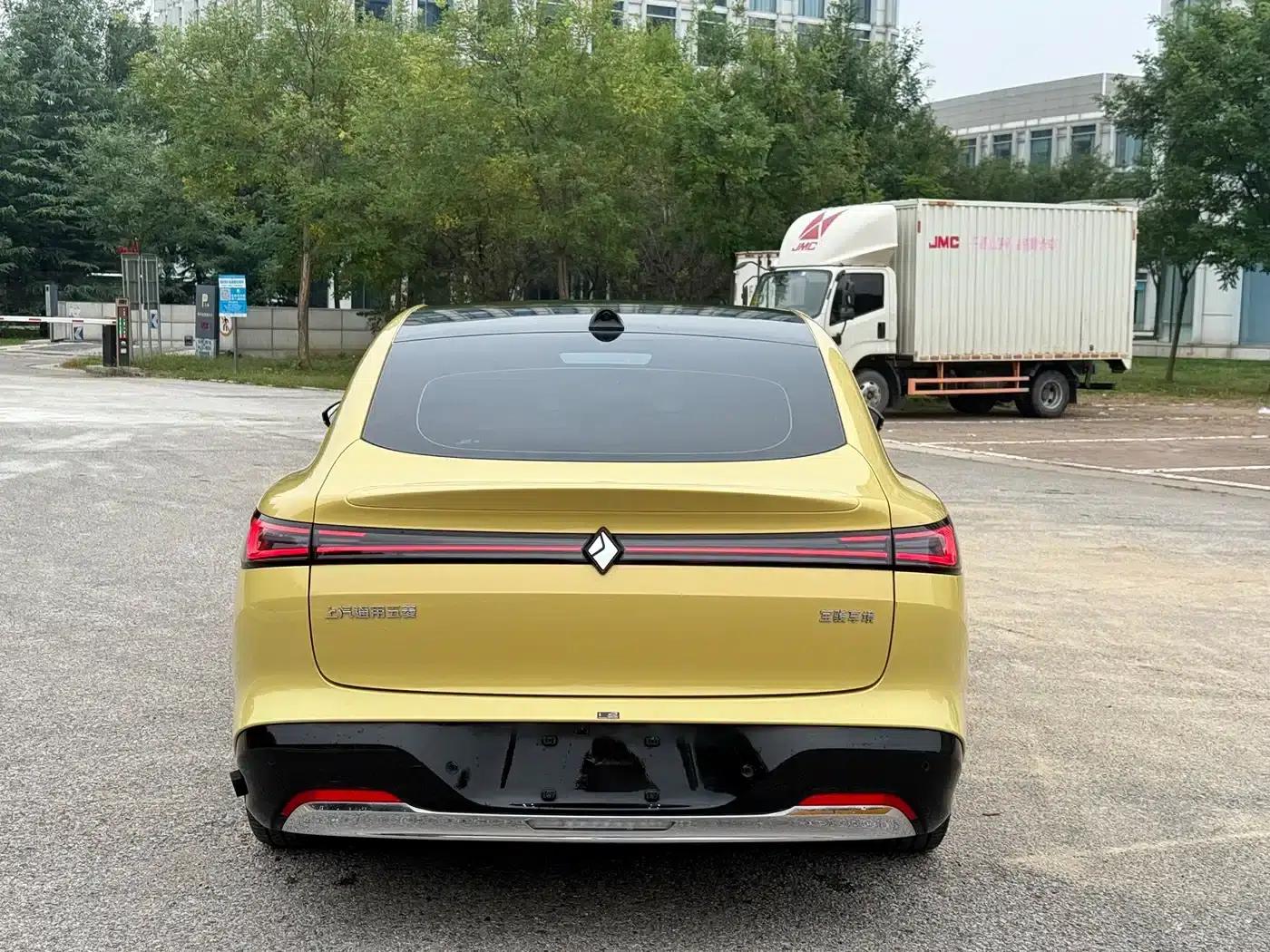 Baojun Enjoy 2025 Plug-in Hybrid 140km/h Luxury Edition — миниатюра 7