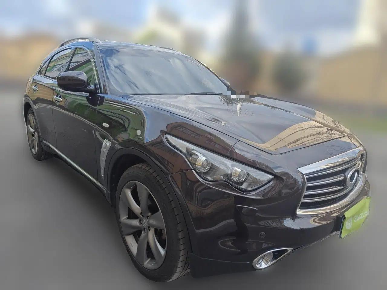 Infiniti QX70 2013 3.7L Supreme Edition — миниатюра 3