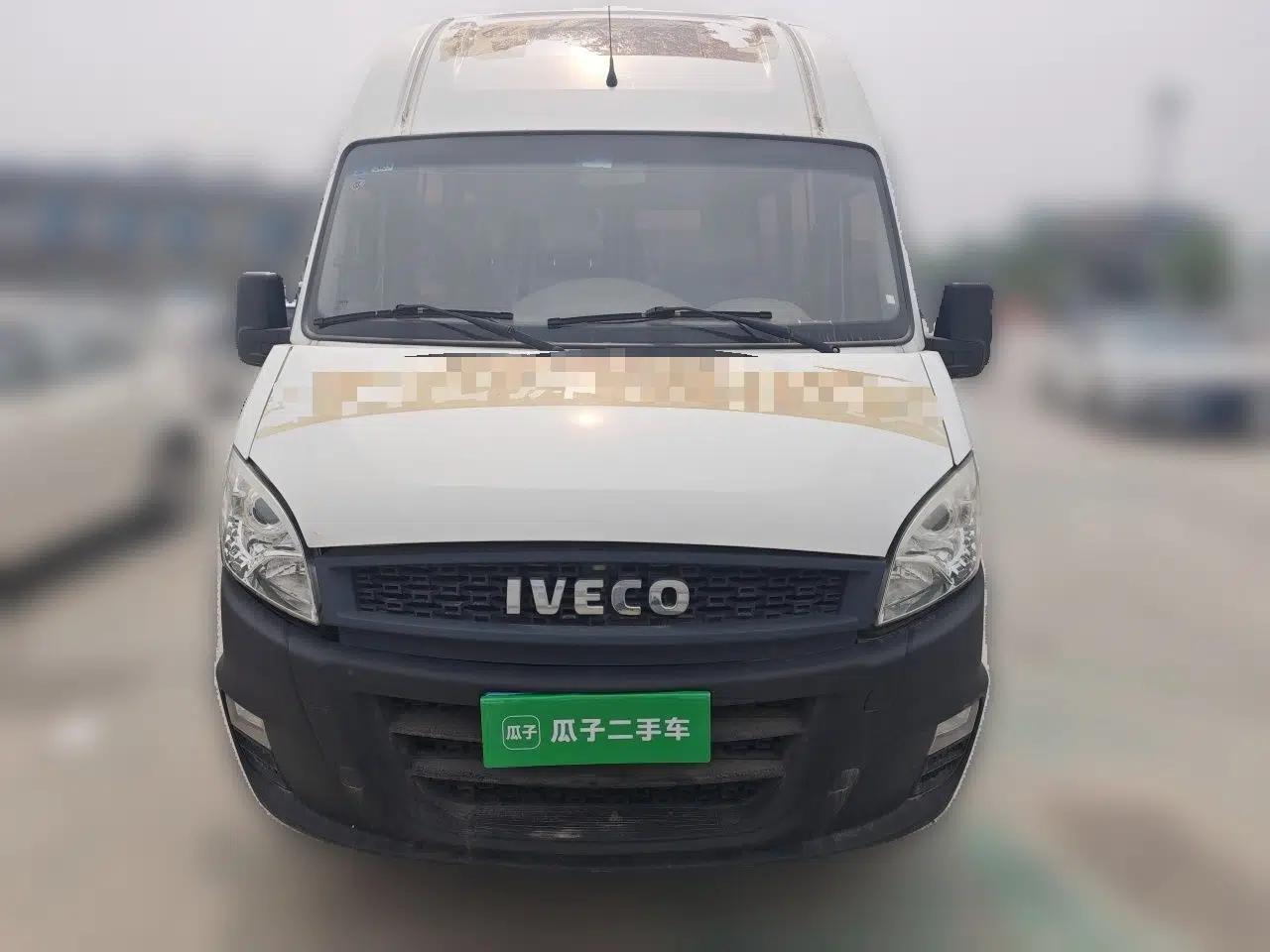 Iveco Power Daily 2017 2.5T Deluxe A37 High-Roof 6-7 Seater Bus 47Z5 — миниатюра 2