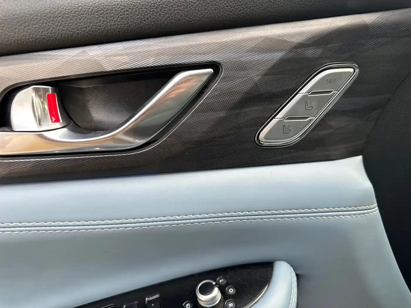 Changan CS75 New Energy 2018 1.5T PHEV Navigator Edition — миниатюра 11