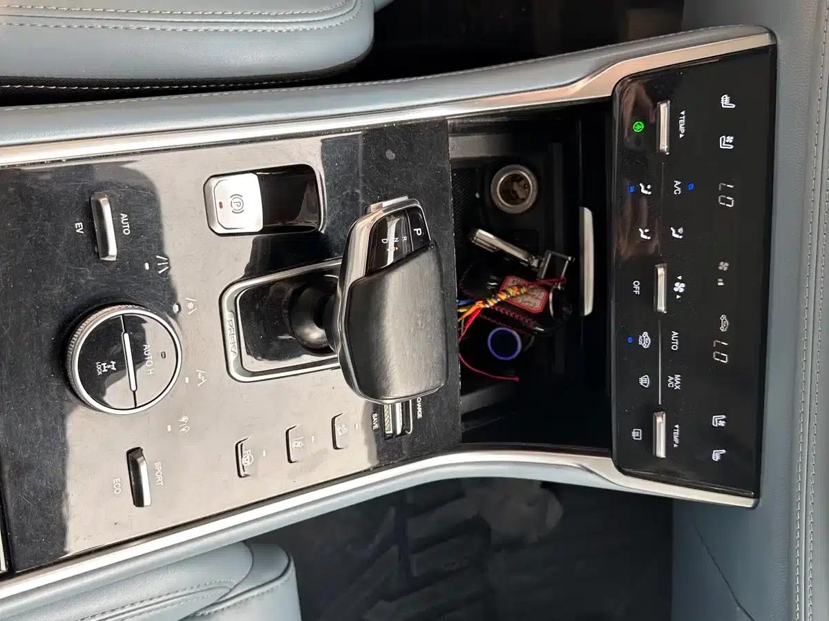 Changan CS75 New Energy 2018 1.5T PHEV Navigator Edition — миниатюра 12