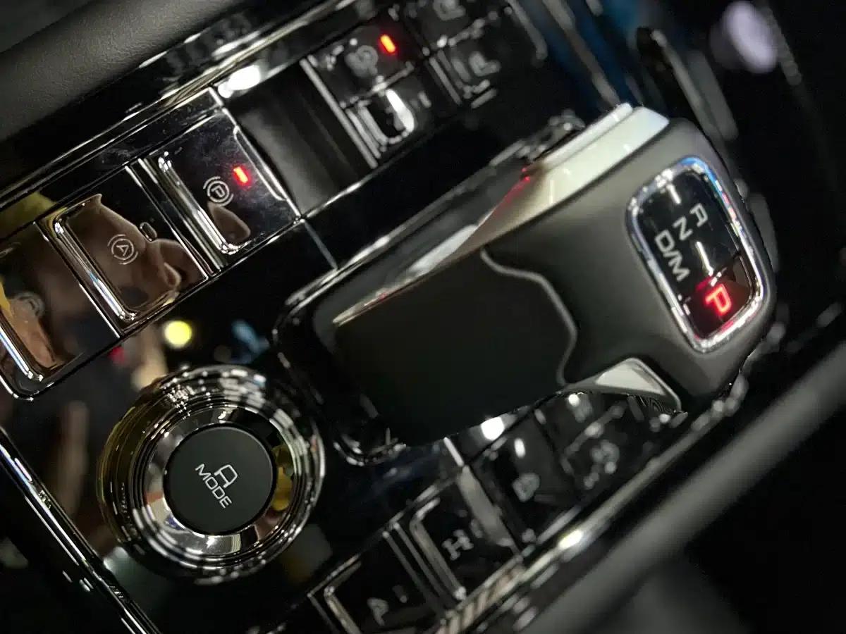 Shanhai Cannon 2023 3.0T V6 Gasoline Performance Edition — миниатюра 17