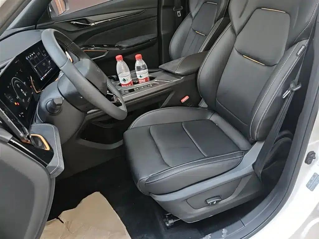 Changan Oushang X5 PLUS 2023 Facelift 1.5T DCT Premium Edition — миниатюра 15