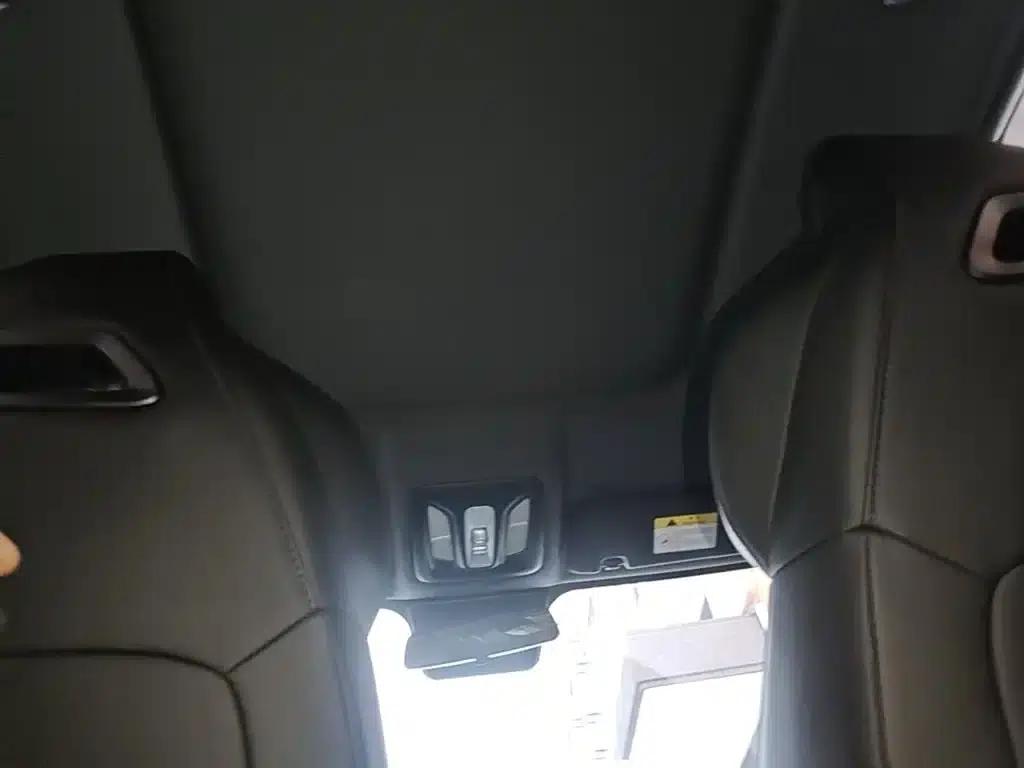Changan Oushang X5 PLUS 2023 Facelift 1.5T DCT Premium Edition — миниатюра 18