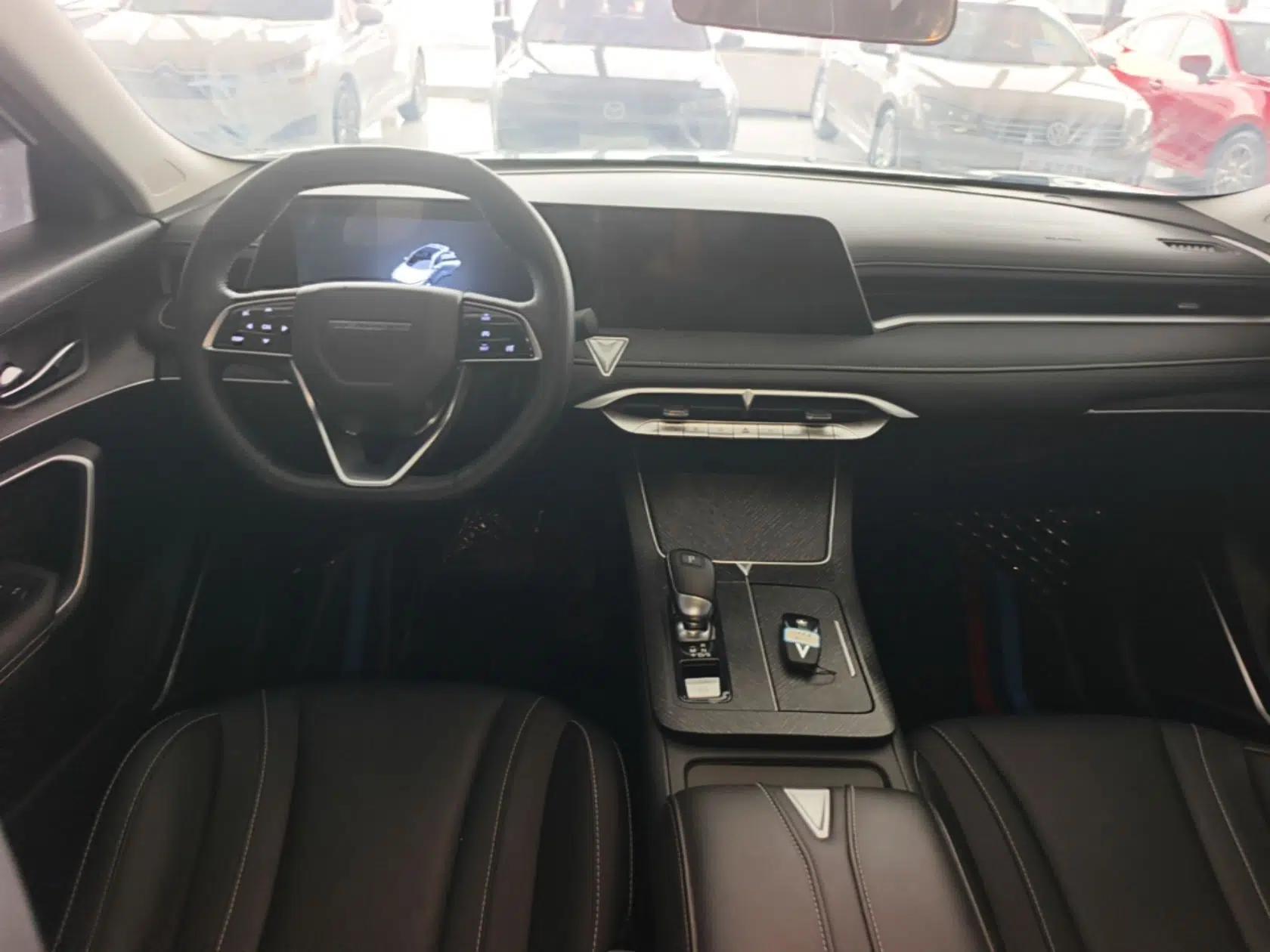 Venucia V 2021 260T Idol Edition — миниатюра 13