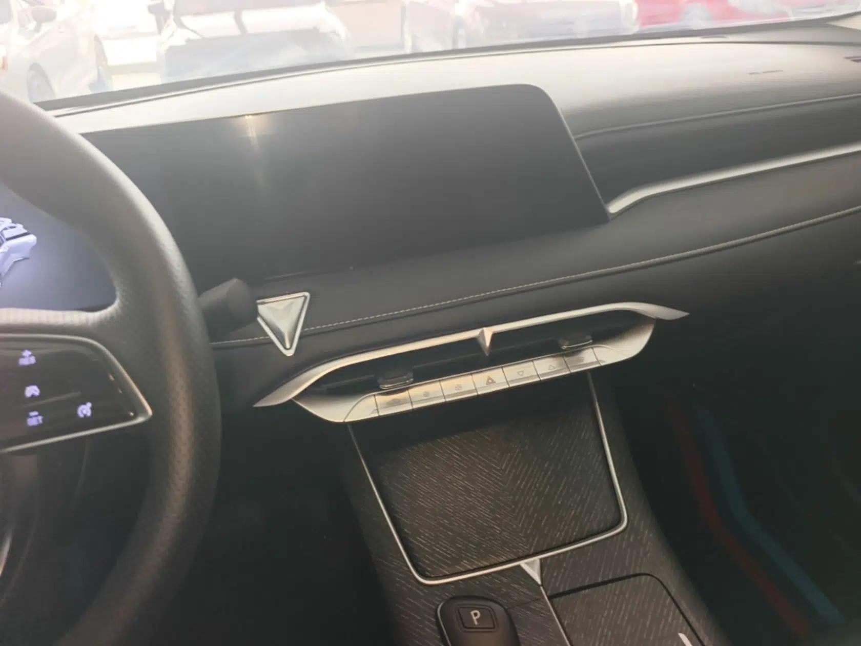 Venucia V 2021 260T Idol Edition — миниатюра 16