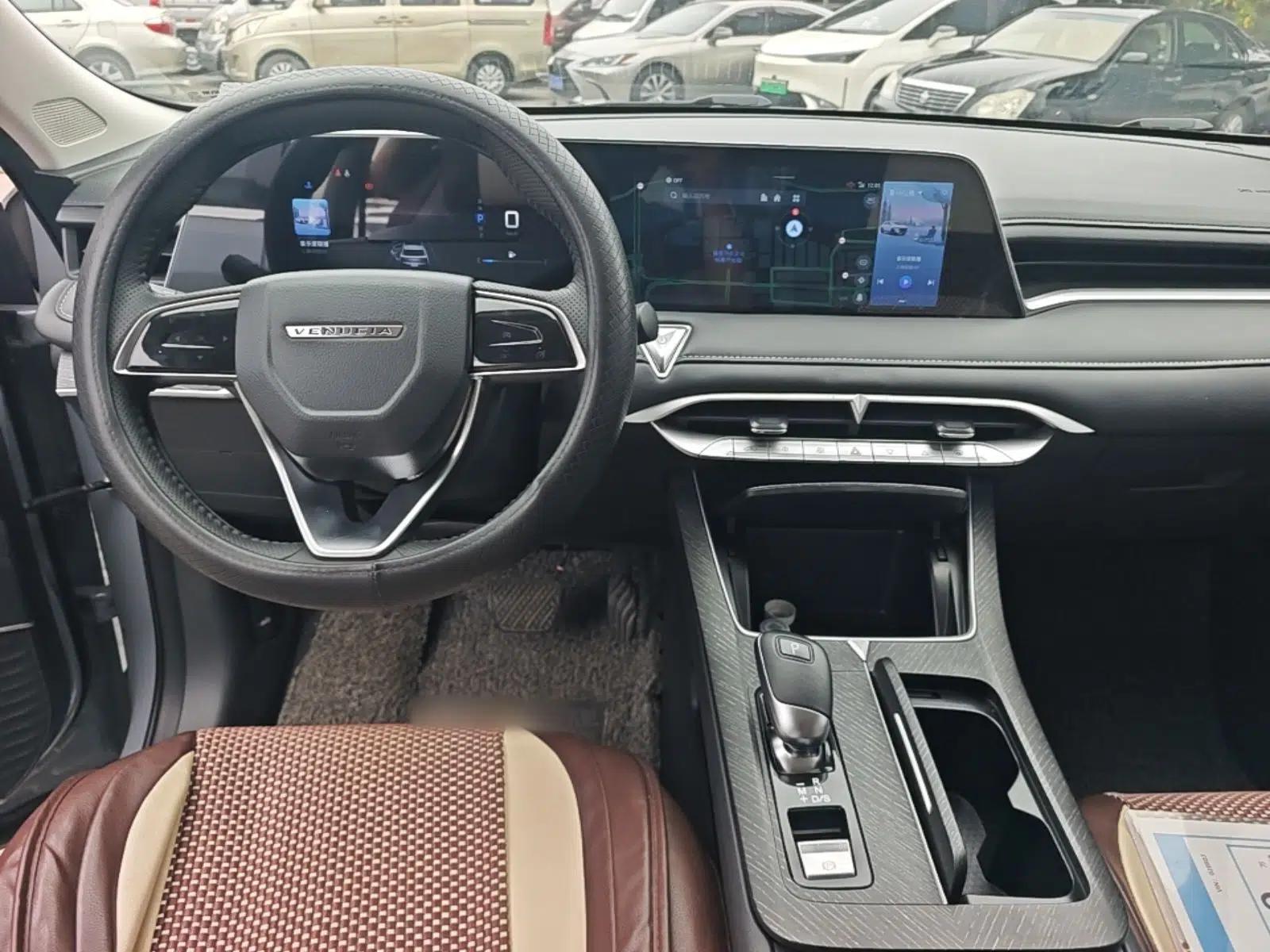 Venucia V 2023 260T Idol Edition Pro — миниатюра 13