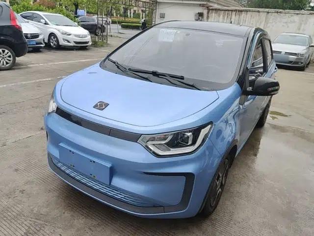 SOL E10X 2021 302 km Range Fashion Edition 31.4 kWh