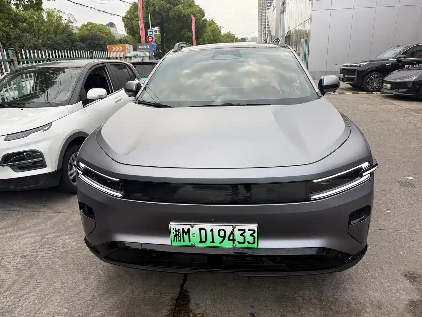 Changan Qiyuan E07 2025 Pure Electric Four-Wheel Drive 90kWh Ultra High-Performance Edition — миниатюра 2