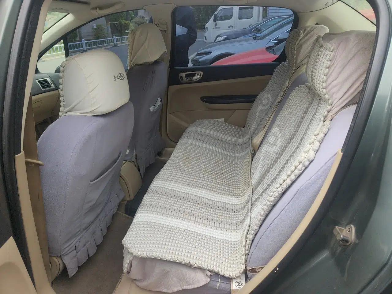 Peugeot 307 2010 Sedan 1.6L Automatic Comfort Edition — миниатюра 18