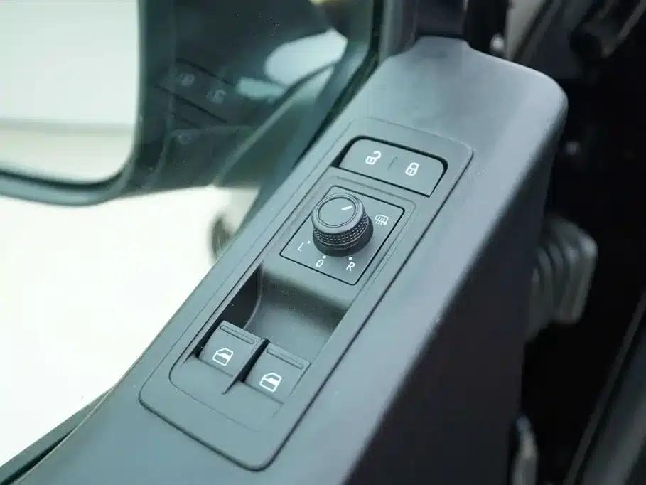 Caravelle 2018 2.0TSI 4WD Comfort Edition 7-Seater — миниатюра 11
