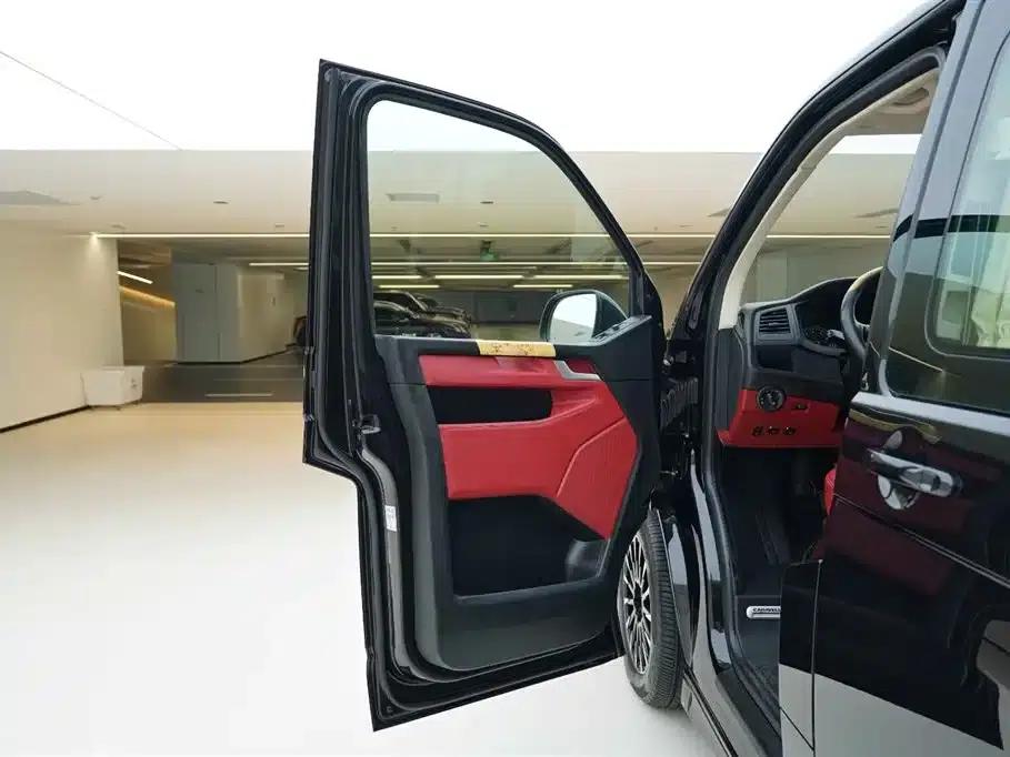 Caravelle 2018 2.0TSI 4WD Comfort Edition 7-Seater — миниатюра 15