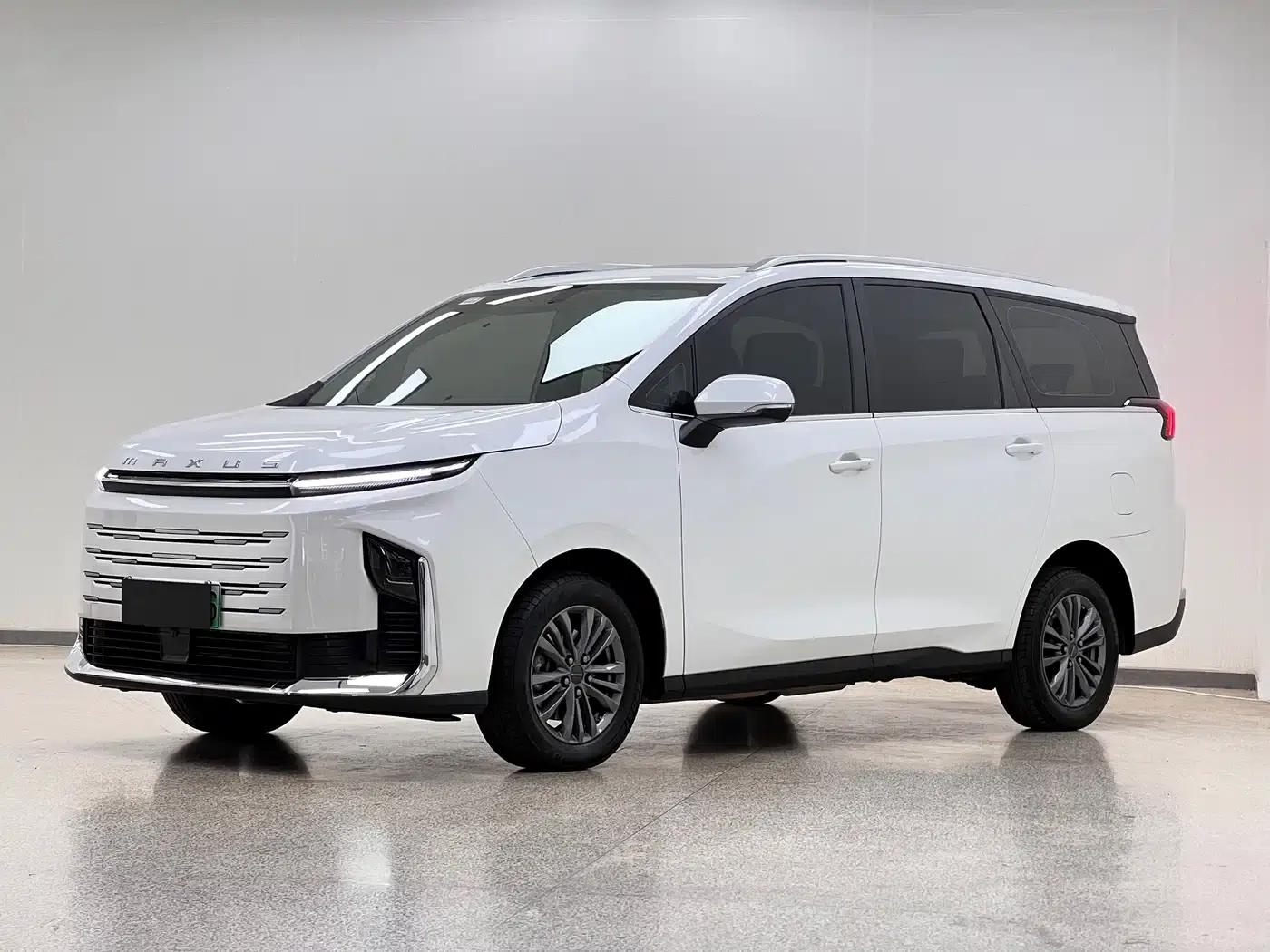 Maxus G50 Plug-in Hybrid 2025 Navigator Edition — миниатюра 1