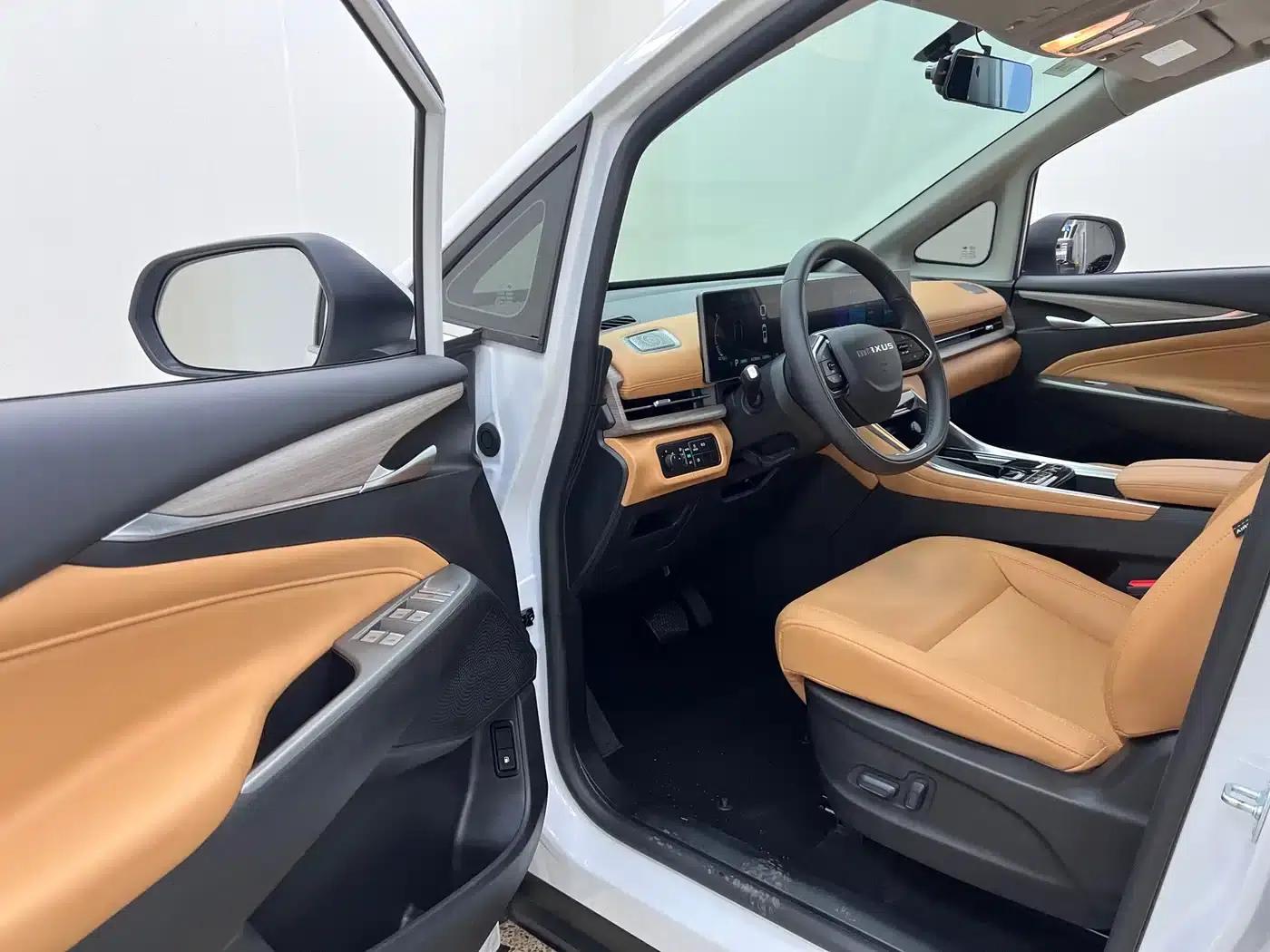 Maxus G50 Plug-in Hybrid 2025 Navigator Edition — миниатюра 13