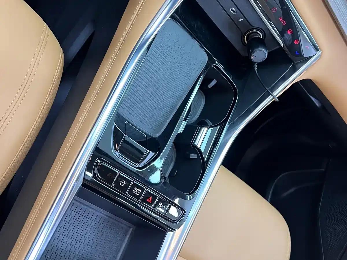 Maxus G50 Plug-in Hybrid 2025 Navigator Edition — миниатюра 27