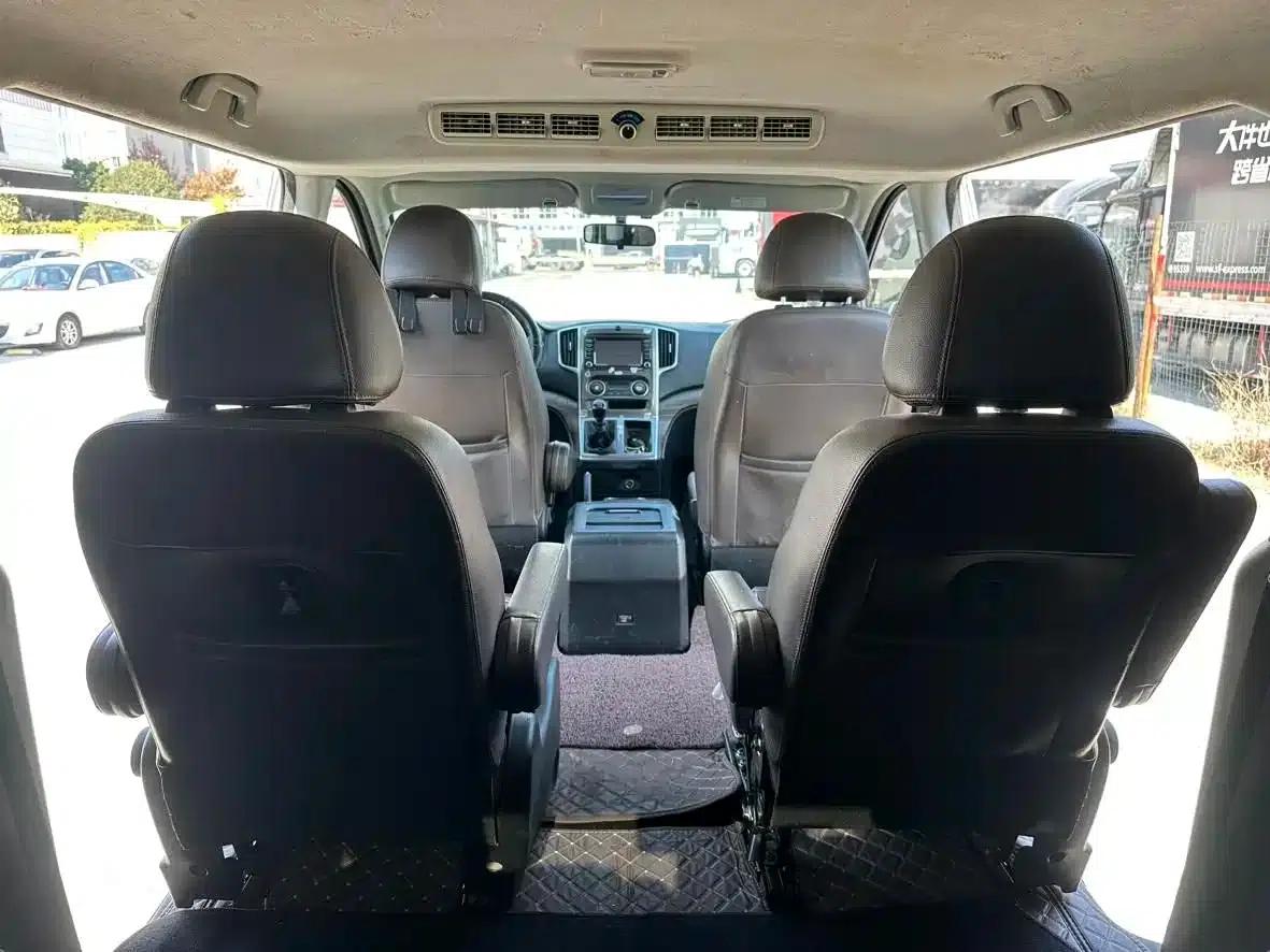 Lingzhi PLUS 2021 Touring Edition 2.0L Manual Deluxe 7-Seater — миниатюра 16