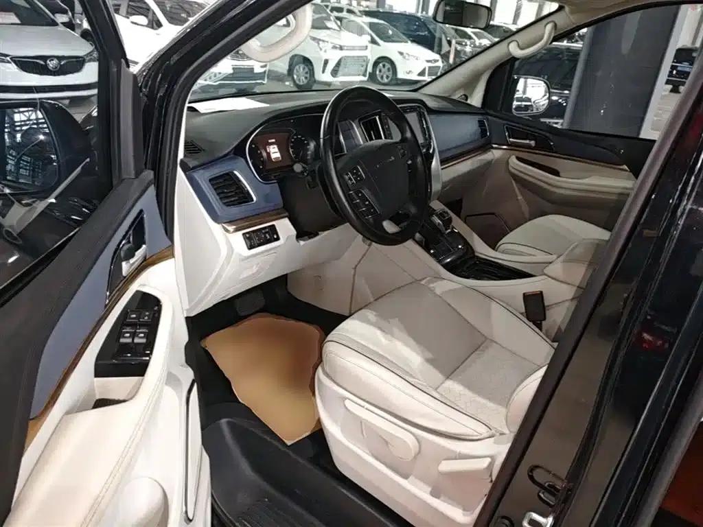 Fengxing M7 2022 Leading Edition 2.0T Automatic Marquis Version — миниатюра 15