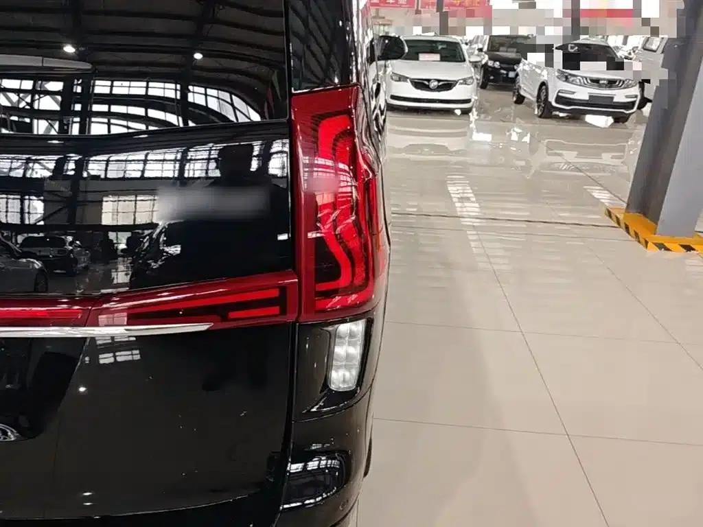 Fengxing M7 2022 Leading Edition 2.0T Automatic Marquis Version — миниатюра 7