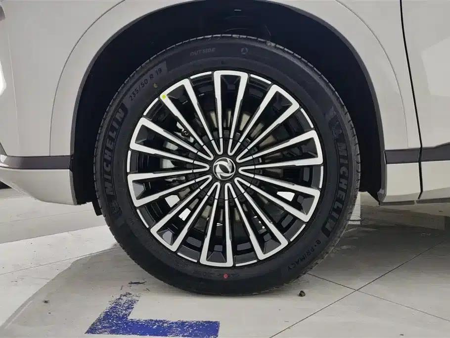 Dongfeng Fengshen L8 2025 Model 185KM Dream Edition — миниатюра 6