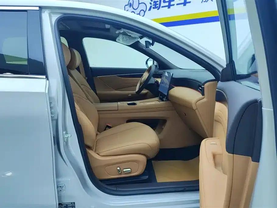 Dongfeng Fengshen L8 2025 Model 185KM Dream Edition — миниатюра 8