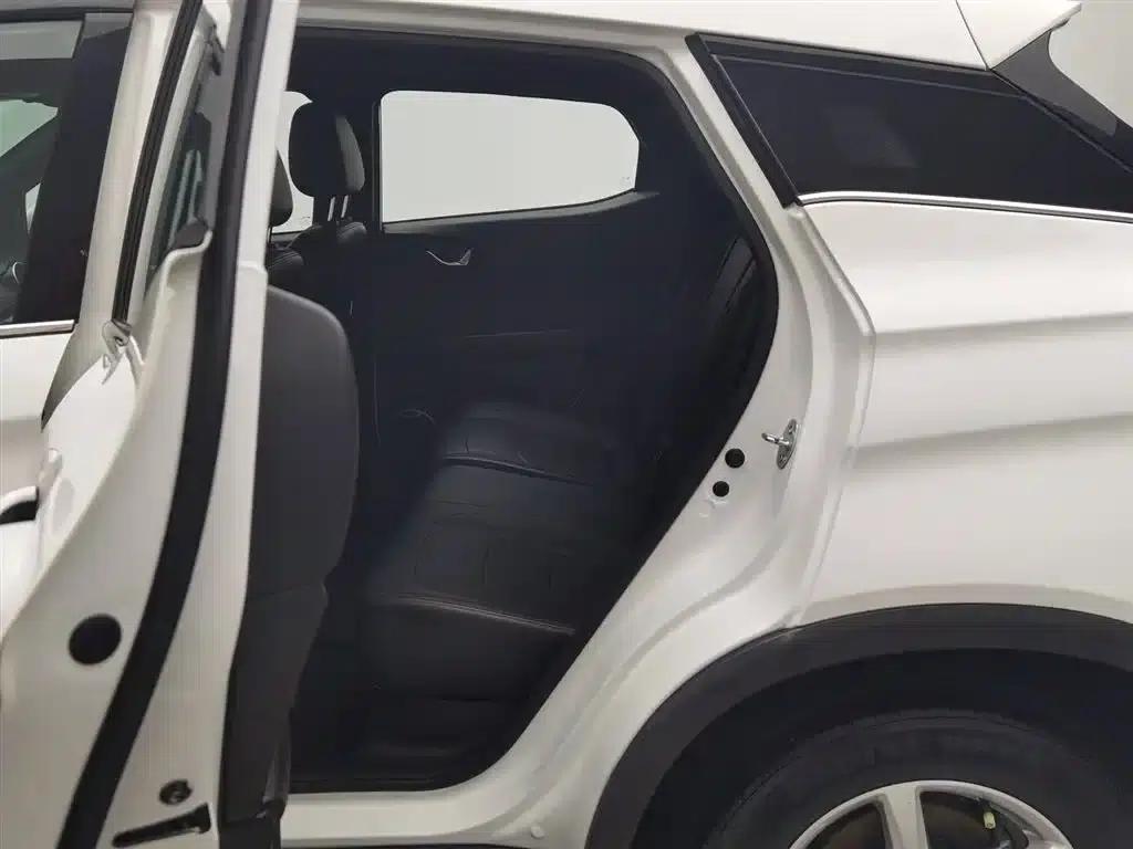 Fengguang 500 2022 Model 1.5L Manual Enjoyment Edition — миниатюра 15