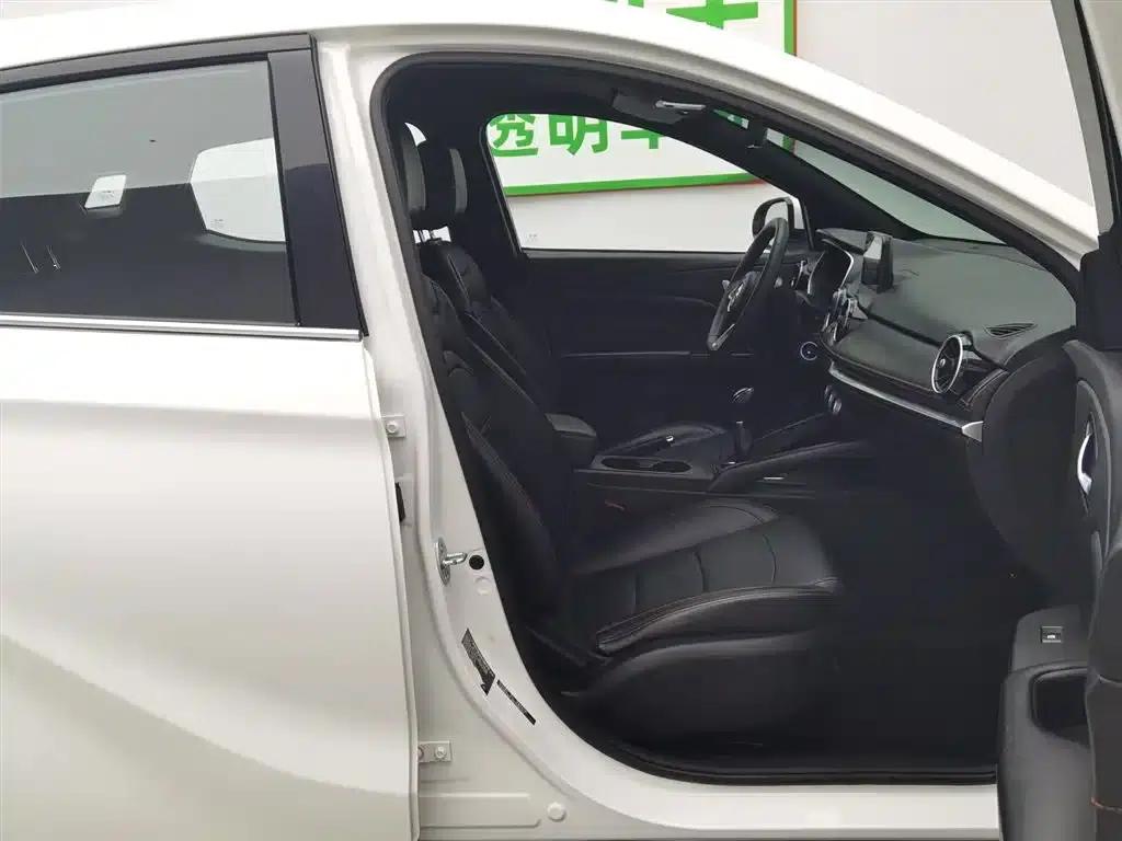 Fengguang 500 2022 Model 1.5L Manual Enjoyment Edition — миниатюра 23