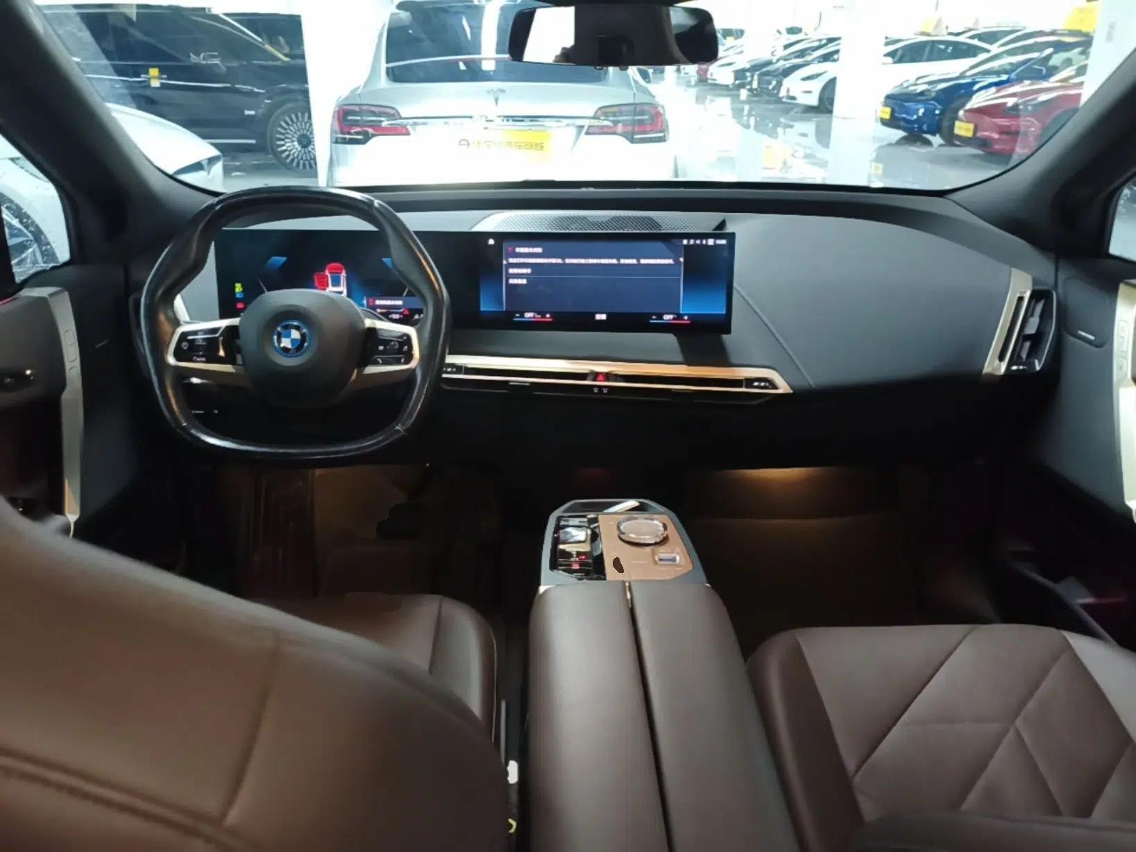 BMW iX 2022 xDrive40 — миниатюра 12