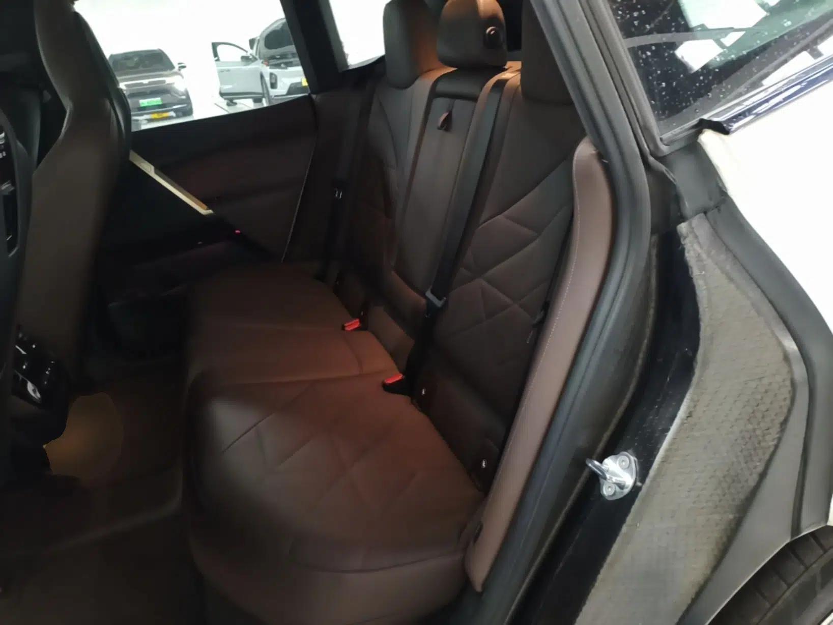 BMW iX 2022 xDrive40 — миниатюра 19