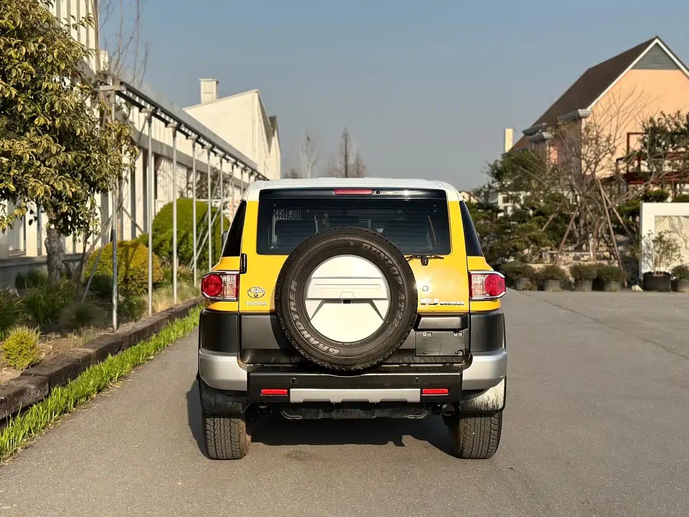 2019 FJ Cruiser 4.0L Extreme Sport Edition — миниатюра 5