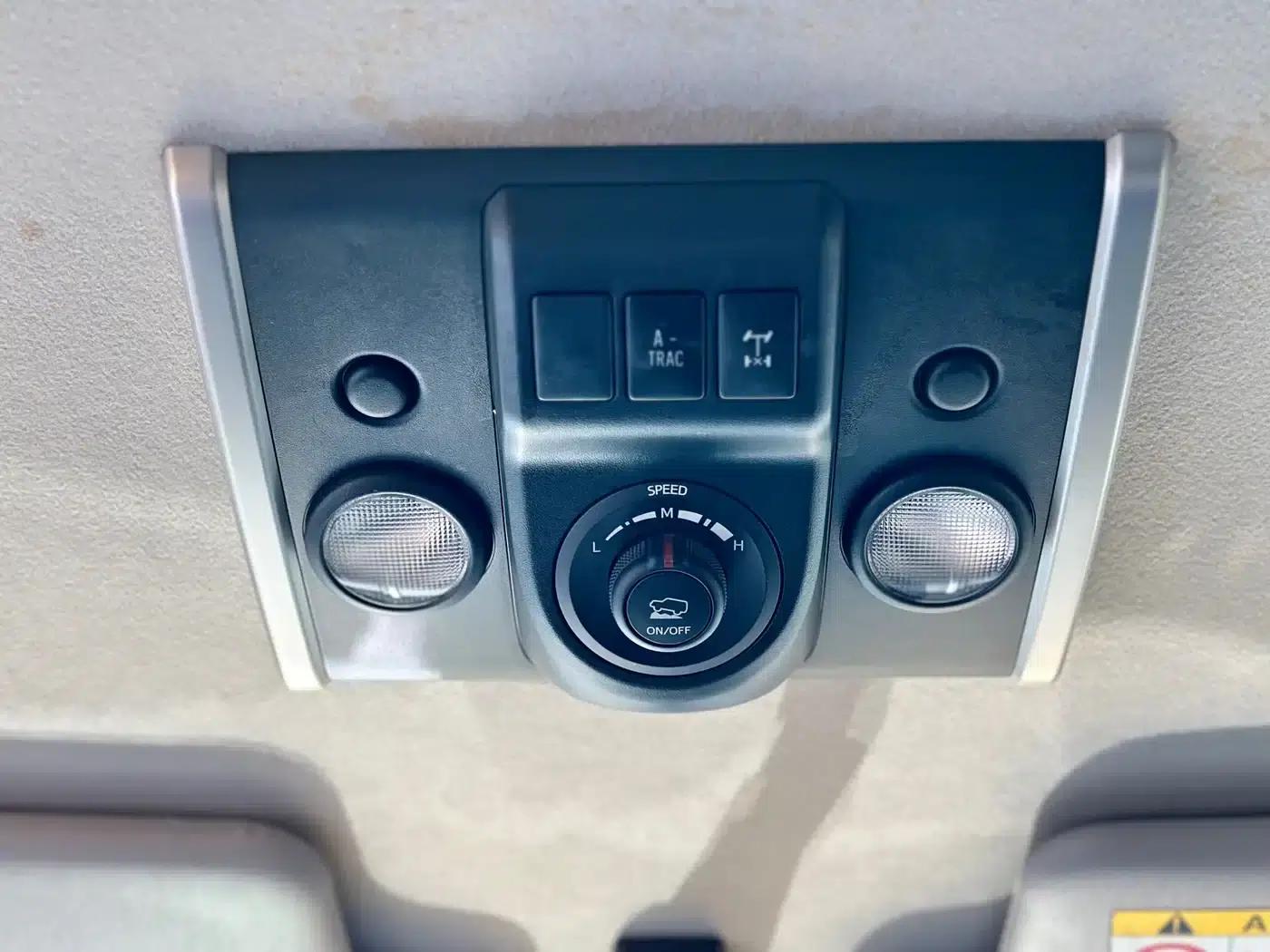 2019 FJ Cruiser 4.0L Extreme Sport Edition — миниатюра 6