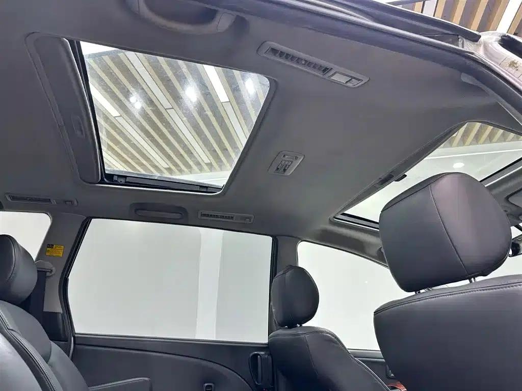 2006 Previa 2.4L 7-seater standard edition — миниатюра 20
