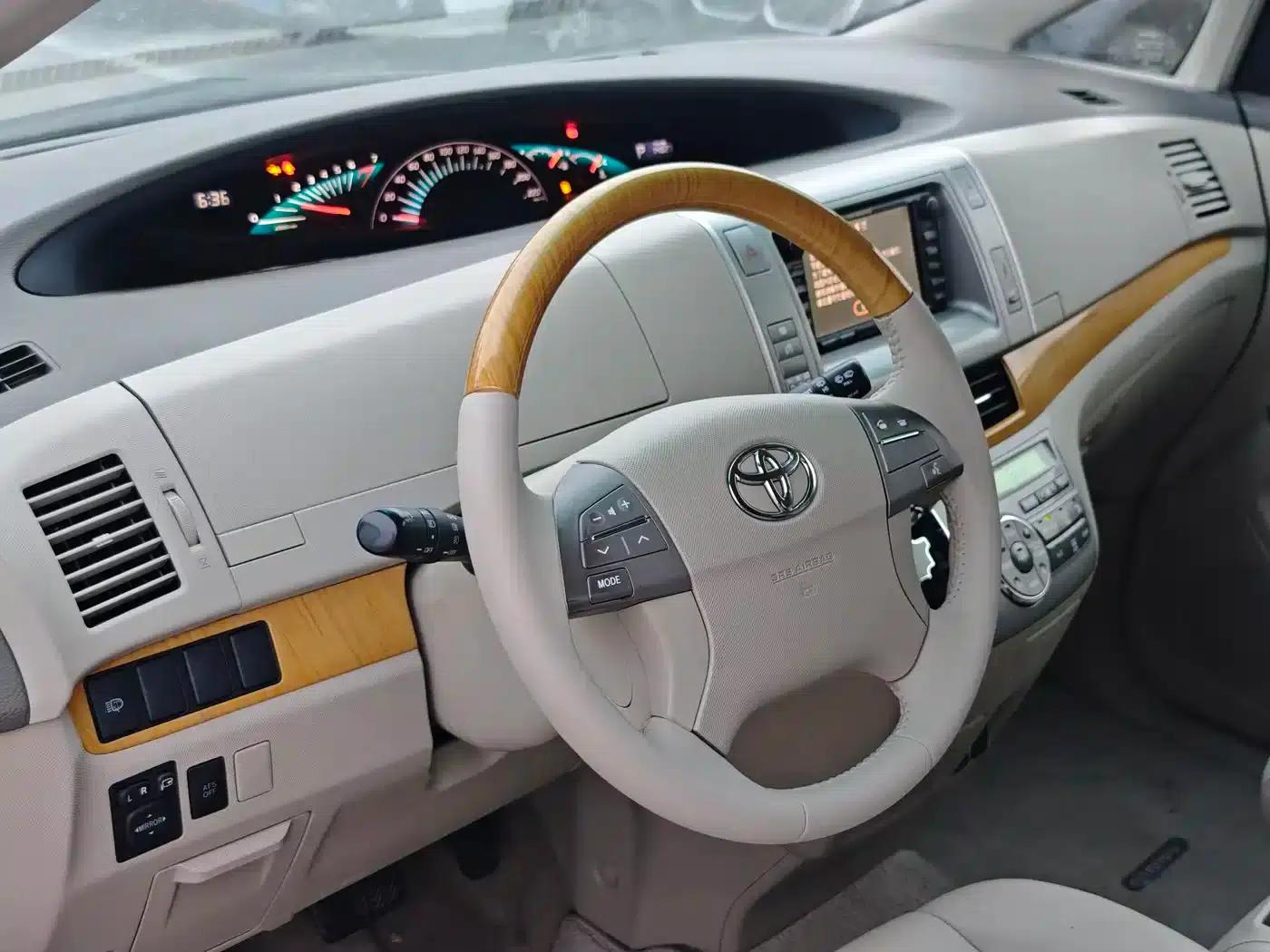 2007 Previa 3.5L 7-seater Luxury — миниатюра 19