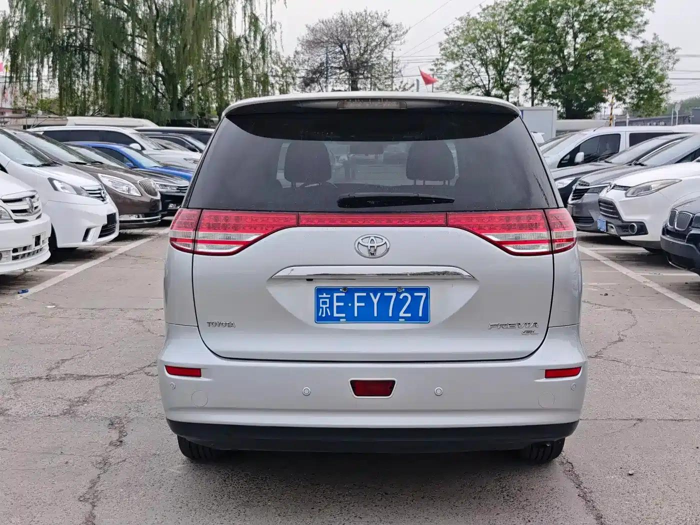 2007 Previa 3.5L 7-seater Luxury — миниатюра 3