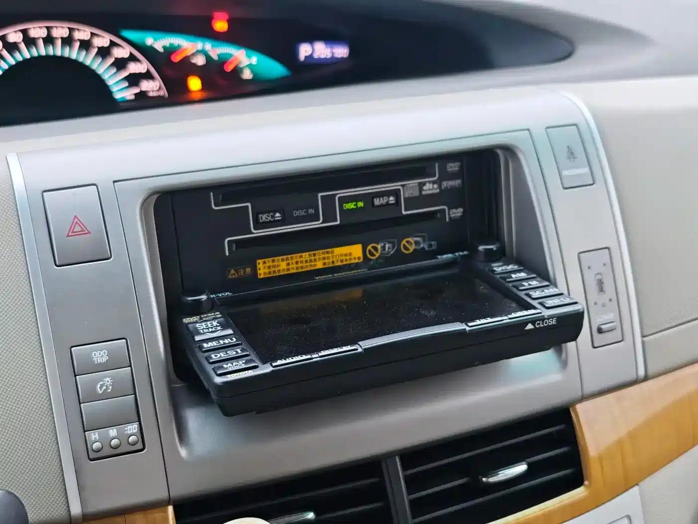 2007 Previa 3.5L 7-seater Luxury — миниатюра 23