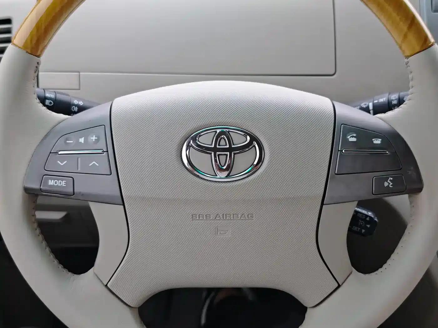 2007 Previa 3.5L 7-seater Luxury — миниатюра 24