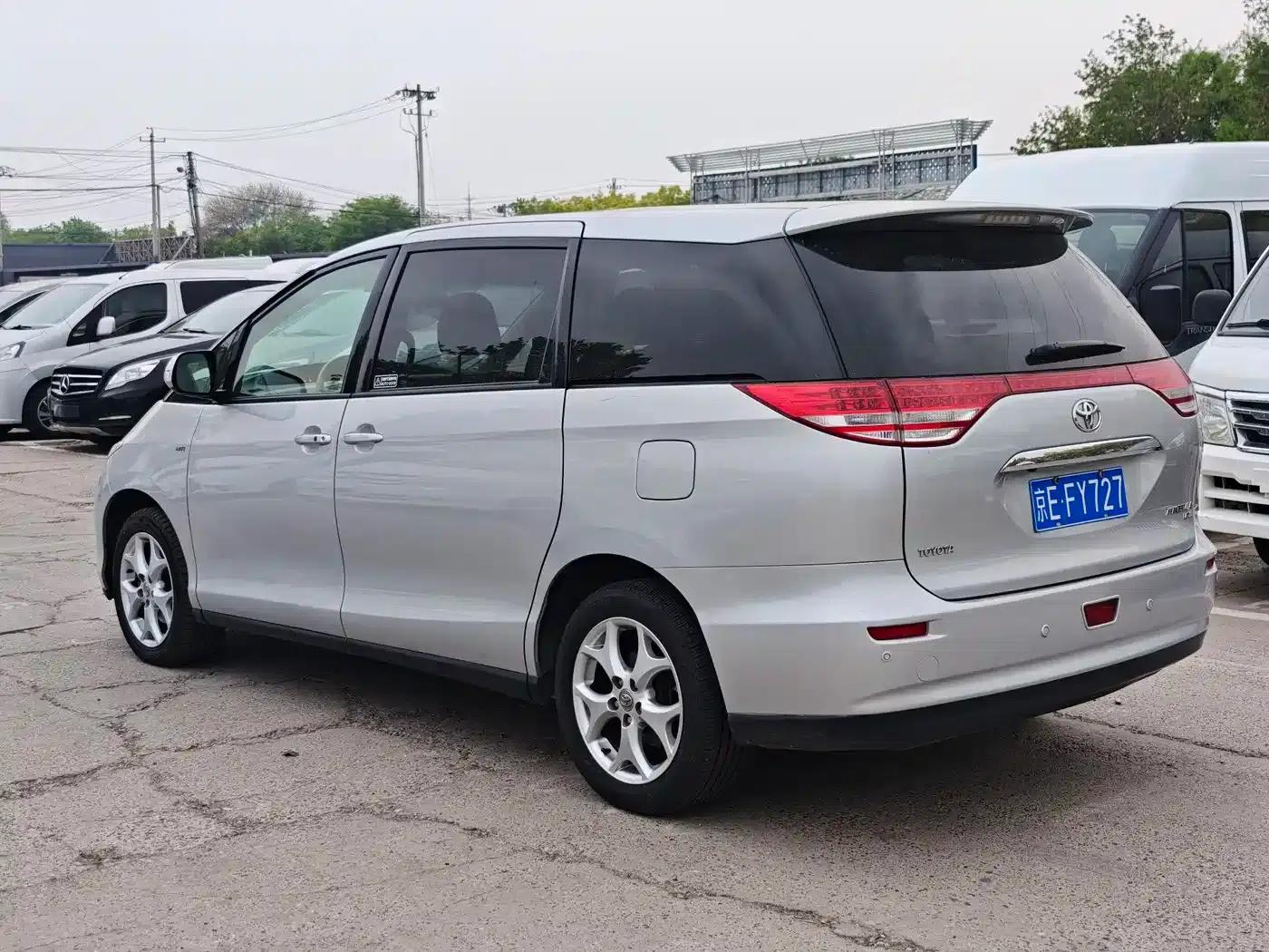 2007 Previa 3.5L 7-seater Luxury — миниатюра 5