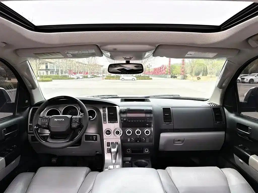 Sequoia 2016 5.7L Hennessy Edition — миниатюра 11