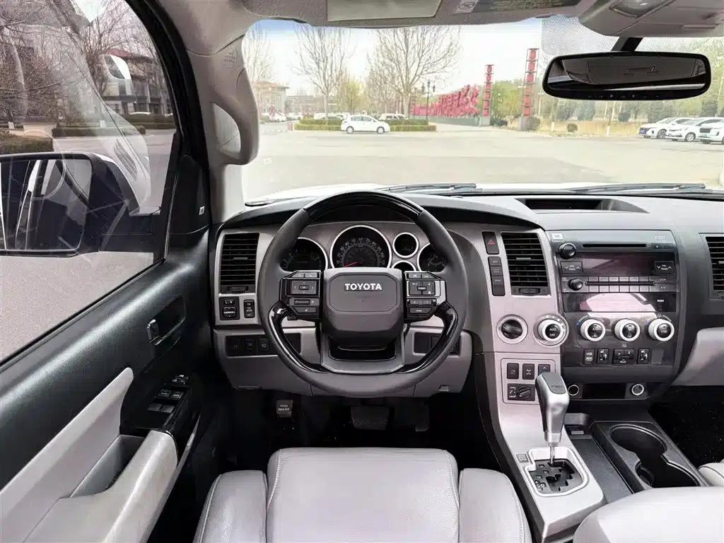 Sequoia 2016 5.7L Hennessy Edition — миниатюра 12