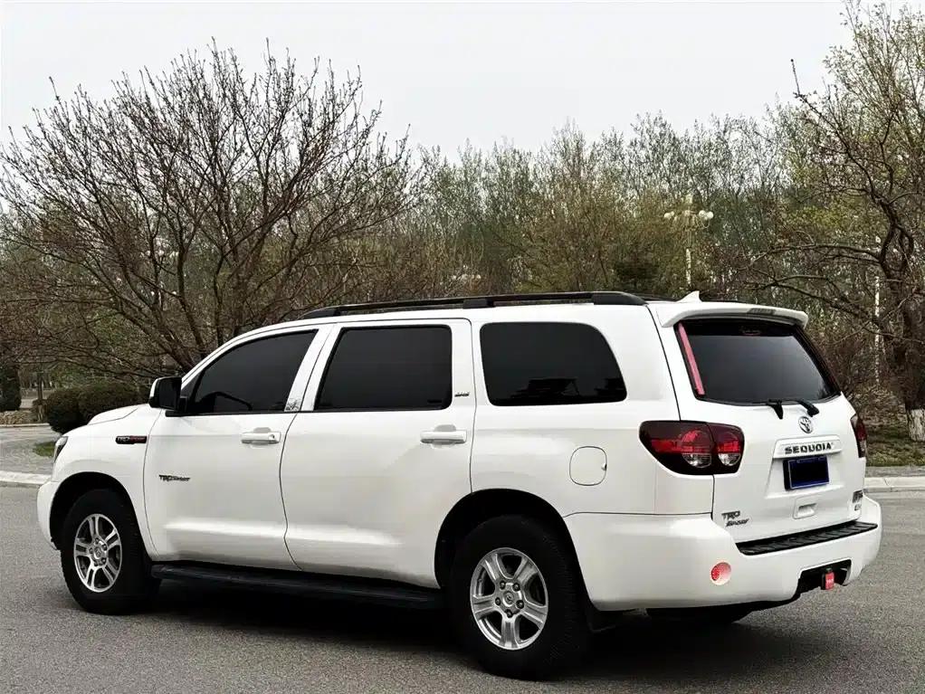 Sequoia 2016 5.7L Hennessy Edition — миниатюра 18