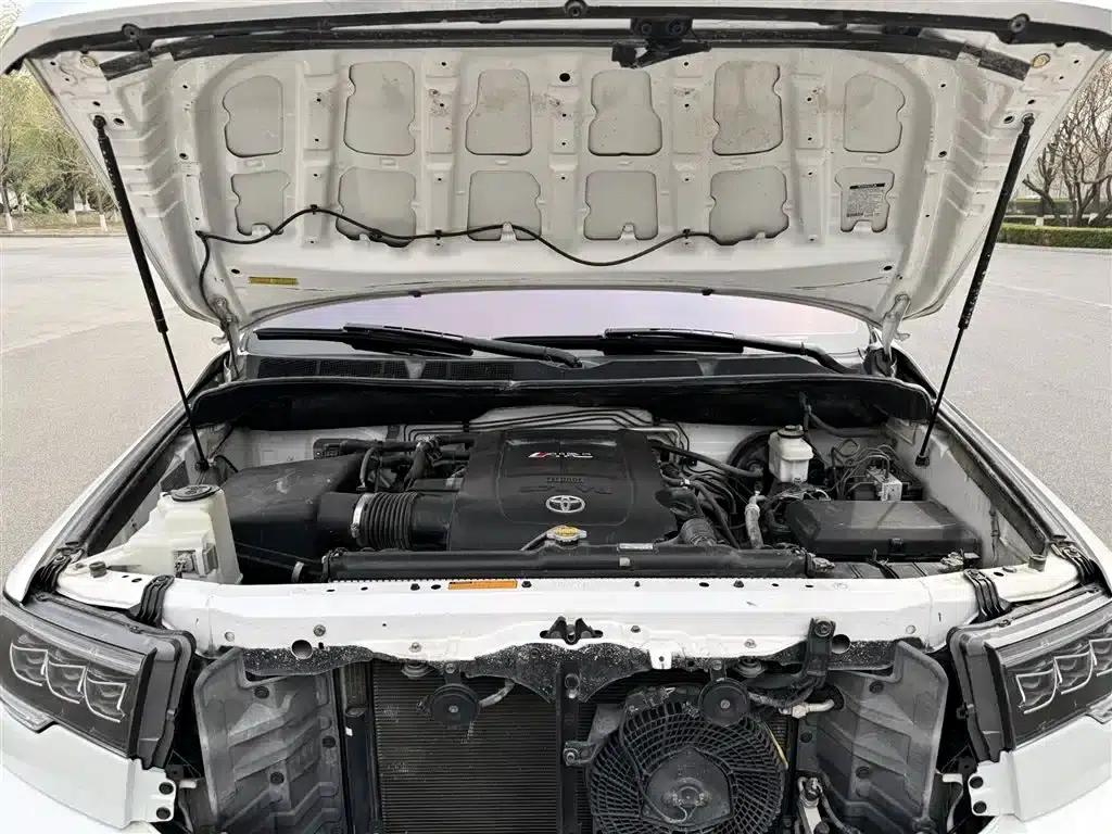 Sequoia 2016 5.7L Hennessy Edition — миниатюра 19